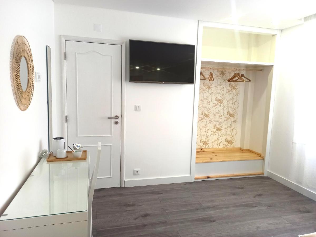 Bed and Breakfast Supertubos House Peniche Atouguia Da Baleia Exterior foto