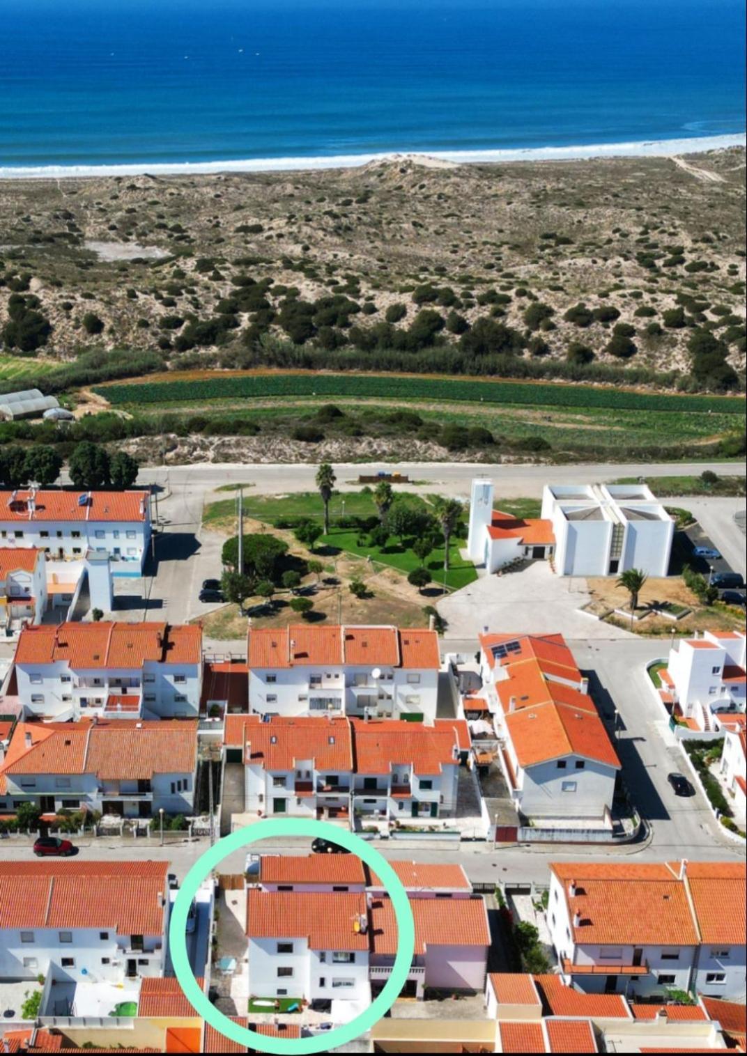 Bed and Breakfast Supertubos House Peniche Atouguia Da Baleia Exterior foto